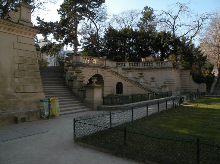  escalier monumental, square des Arènes de Lutèce